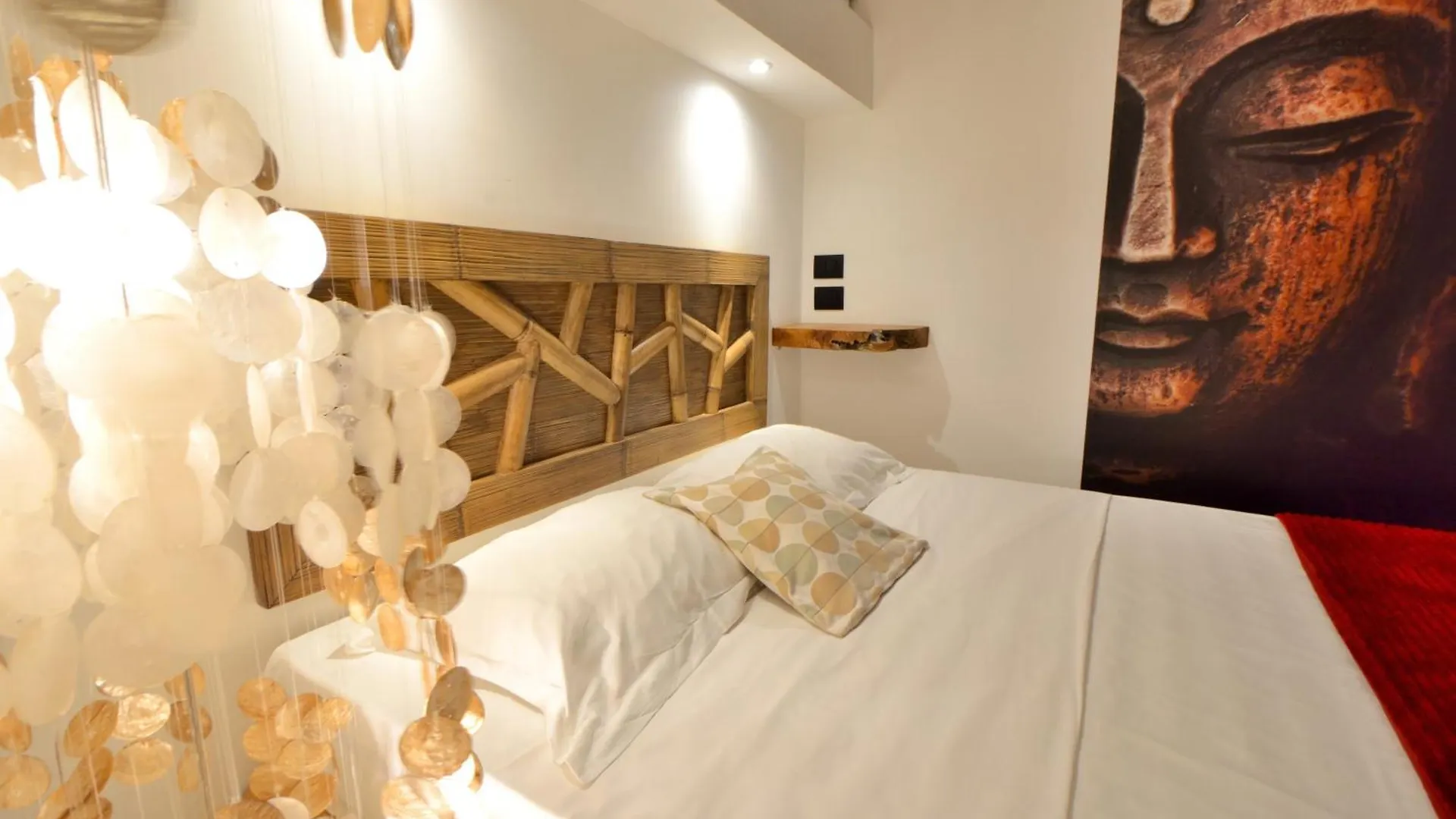 Meraviglioso Appartamento Deluxe, Design Zen 2 Camere 2 Bagni Privati - Potente Wi-Fi Ottimo Il Collegamento Con Aeroporto Di Malpensa E Rho Fiera, Vicino A 3 Linee Metropolitane contacts